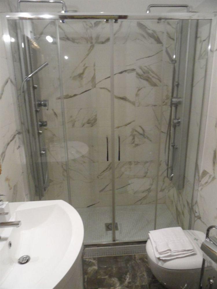Le Downtown 3* Rom